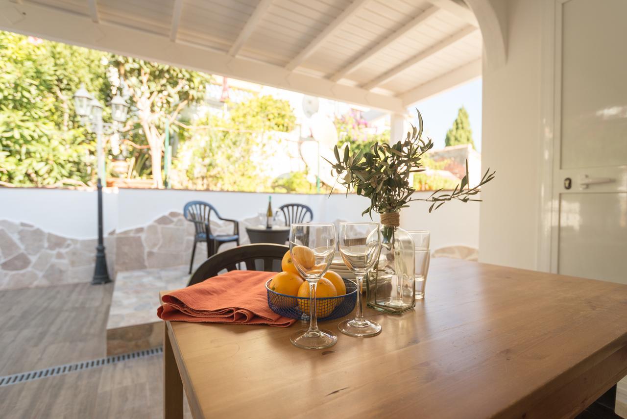 Malagasuite Bungalow Pool Benalmádena Extérieur photo